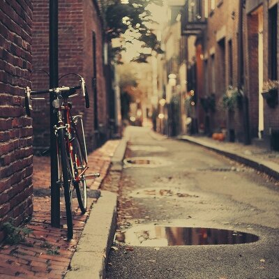 Винтажные фотообои Велосипед на улице